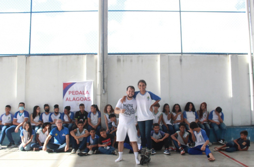 Estudantes da Escola Municipal Antídio Vieira participam de atividades sobre mobilidade urbana