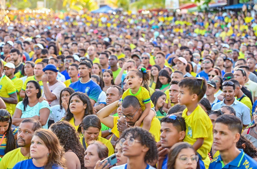 Brasil estreia com vitória na Copa do Mundo e agita Arena Massayó
