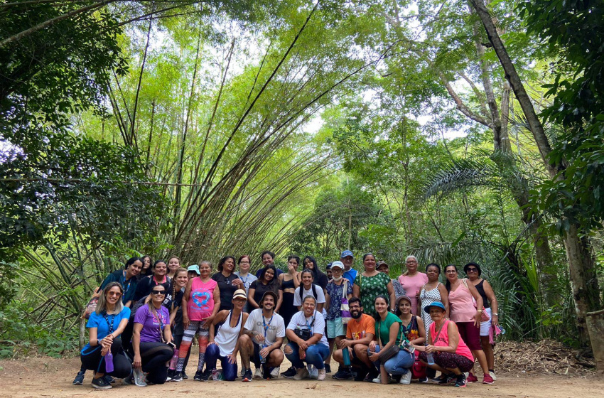 Núcleo Ampliado de Saúde da Família promove trilha para grupo de idosos no Parque Municipal