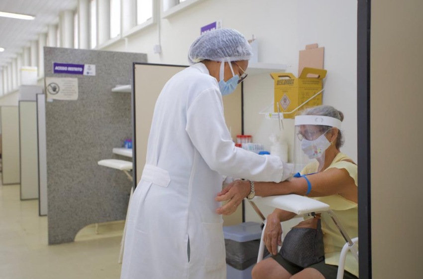 Exames laboratoriais podem ser feitos em nove unidades de saúde