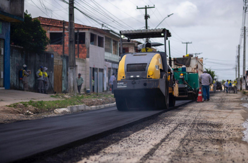 Pavimentação e drenagem beneficiam moradores da parte alta de Maceió