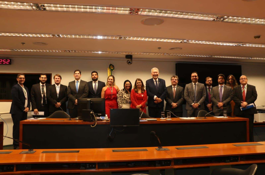 Prefeitura de Maceió apresenta resultados e avanços da capital em reunião da bancada alagoana, em Brasília