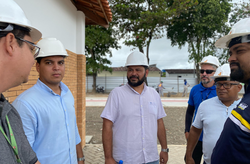 Diretor-presidente da Ilumina vistoria início das obras de iluminação no Parque Esportivo do Biu