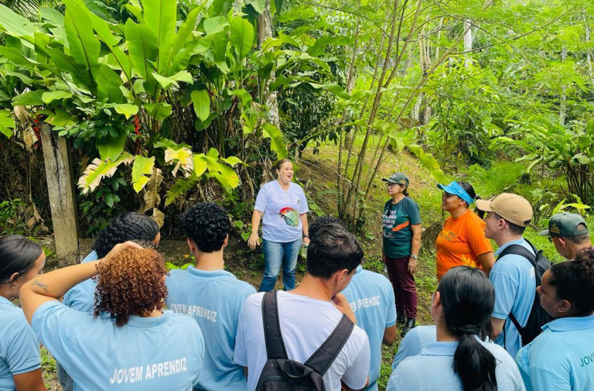 Equipe de educação ambiental da Alurb conhece zooparque em Rio Largo