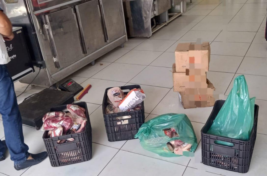 Vigilância Sanitária de Maceió aprende 370 kg de produtos estragados na parte alta