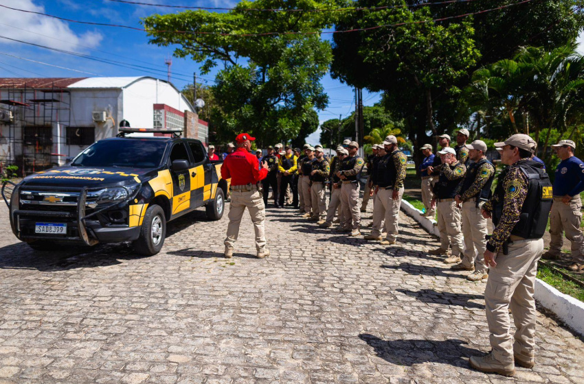 Agentes de trânsito e guardas municipais recebem treinamento operacional