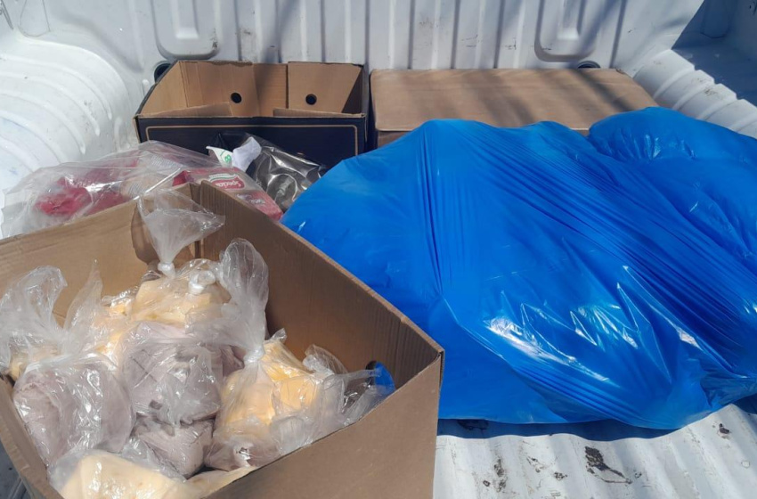 Vigilância Sanitária apreende 230 kg de alimentos estragados no Benedito Bentes