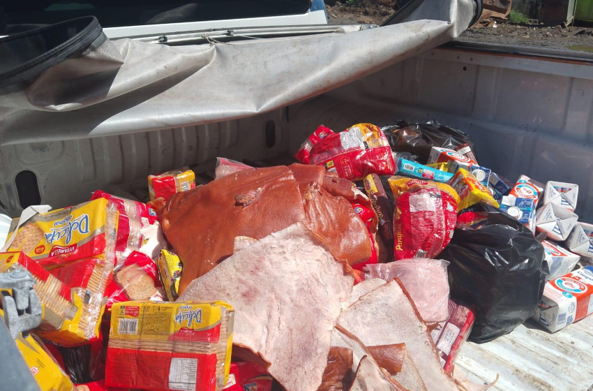 Vigilância Sanitária apreende 220 kg de alimentos estragados no Vergel do Lago
