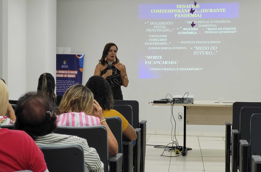 Profissionais da Prefeitura de Maceió participam de seminário sobre saúde mental na adolescência