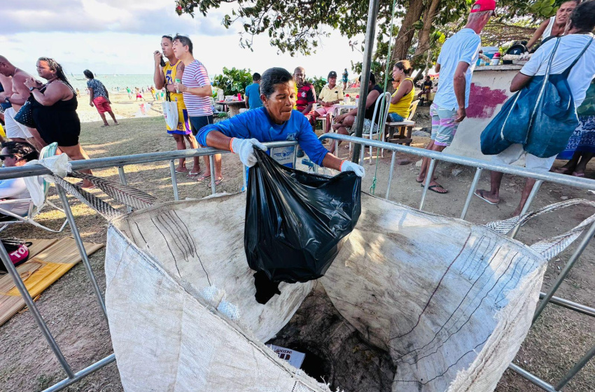 Autarquia de Limpeza Urbana realiza coleta seletiva durante a Festa das Águas