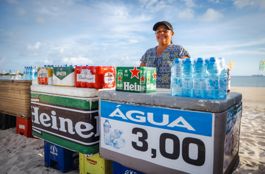 Abertura do Verão movimenta economia e anima vendedores ambulantes