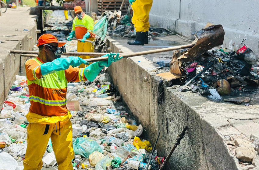 Em janeiro, limpeza nos canais da capital retirou mais de 1.500 toneladas de resíduos