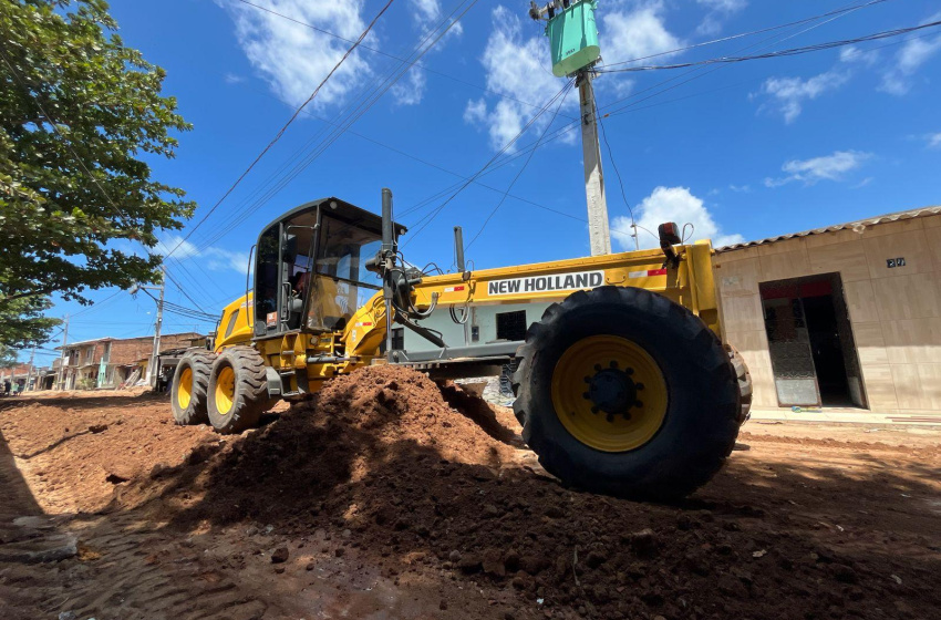 Prefeitura inicia obra de revitalização do Conjunto Virgem dos Pobres pelo Brota na Grota