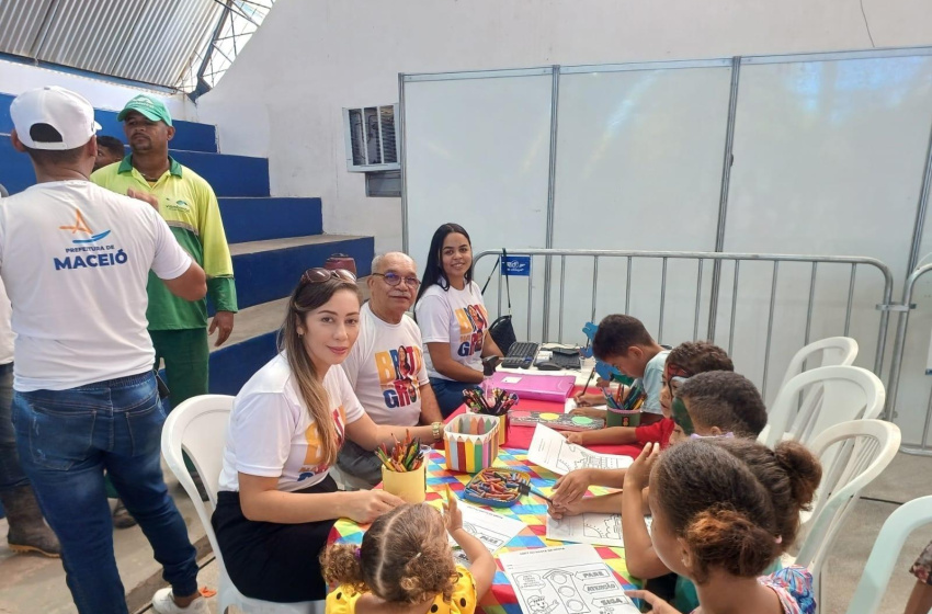 Departamento de Trânsito de Maceió faz atendimentos no Brota na Grota
