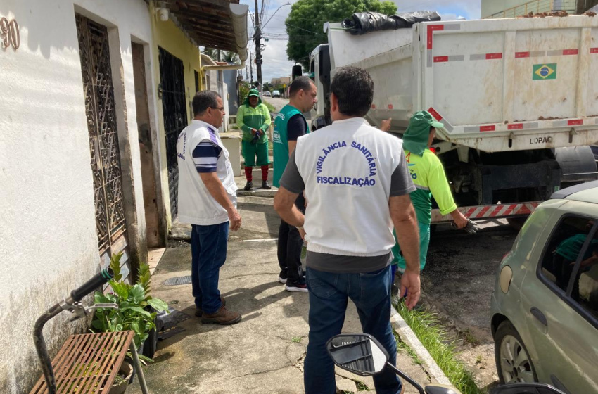 Prefeitura de Maceió retira quatro toneladas de lixo de residência na Santa Lúcia
