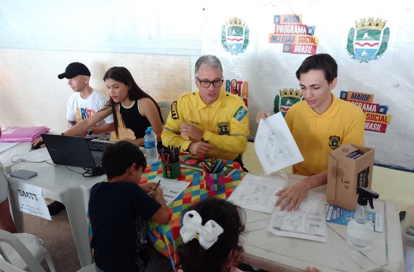 DMTT leva ação de trânsito ao Conjunto Jardim Royal pelo programa Brota na Grota