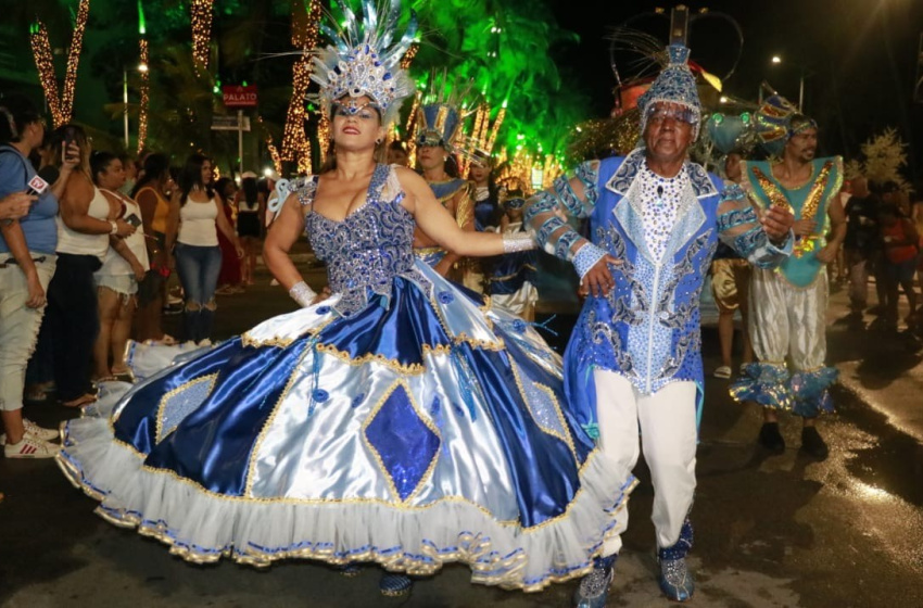 Escolas de samba levam brilho, alegria e muita arte para orla de Maceió
