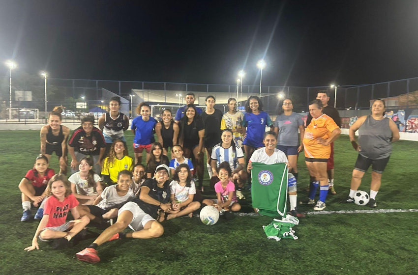 Projeto "Lugar de Mulher é com Bola no Pé" celebra o empoderamento feminino