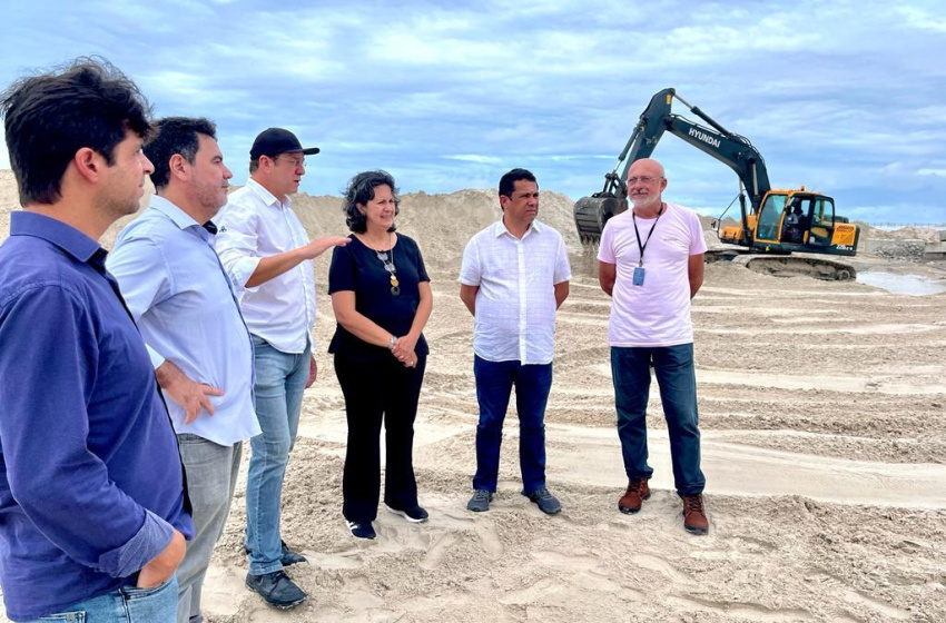 Presidente do CREA de Pernambuco visita obras de contenção marítima de Maceió