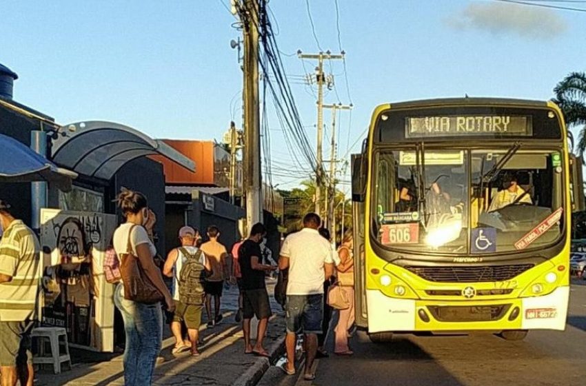 SMTT apura conduta das empresas de ônibus diante da superlotação