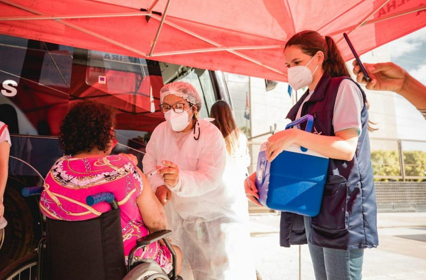 Ônibus da Vacina volta a Maceió para reforçar imunização das crianças