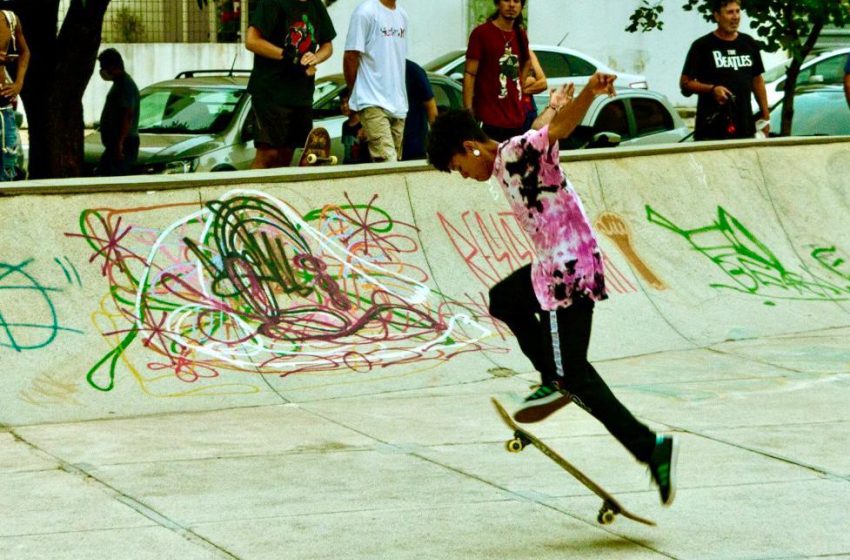 Dia Mundial do Skate é comemorado com ato na orla marítima de Maceió