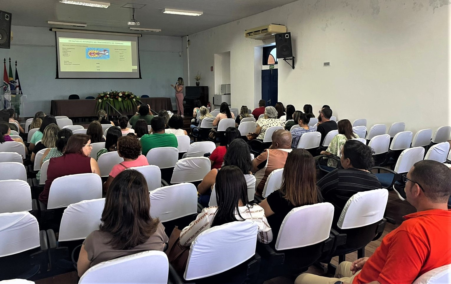 Secretaria de Saúde promove curso sobre cuidados com lesões crônicas e feridas